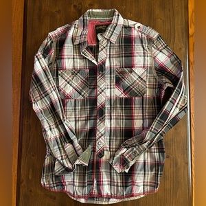 Men’s L/S Buffalo David Bitton Button Up. Size M